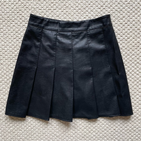 Oak + Fort black faux leather skort - Picture 1 of 7